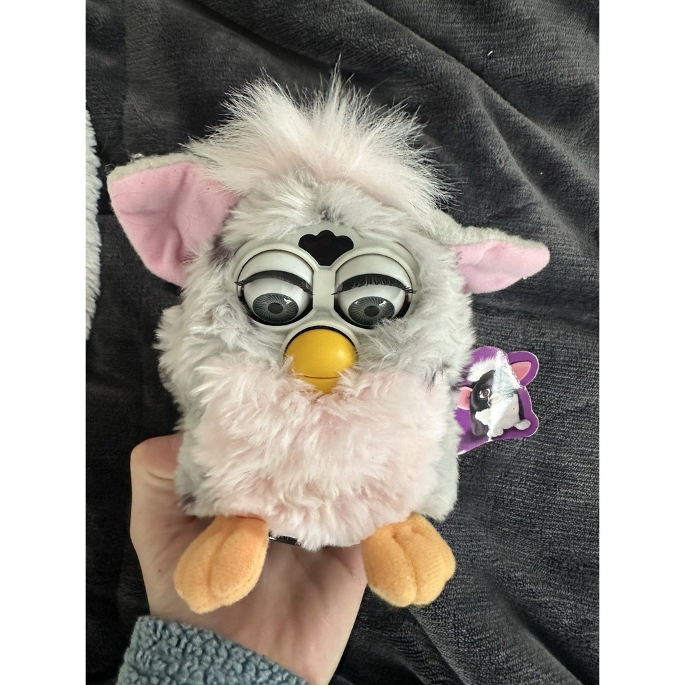 NWOB‎ Electronic Tiger Stripes FURBY Doll Tiger Electronics 1998 70-800 W/ Tags